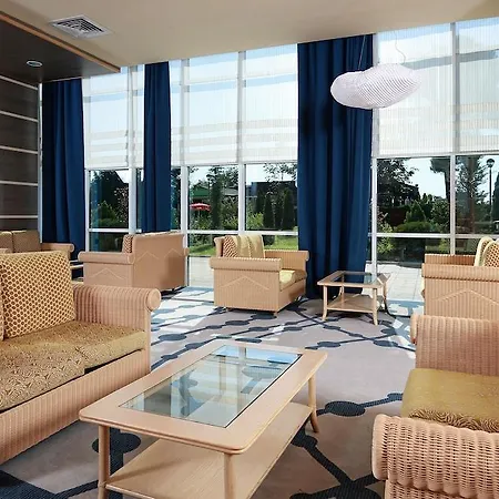 Szálloda Four Points By Sheraton Sunny