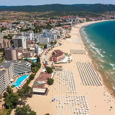 Szálloda Four Points By Sheraton Sunny