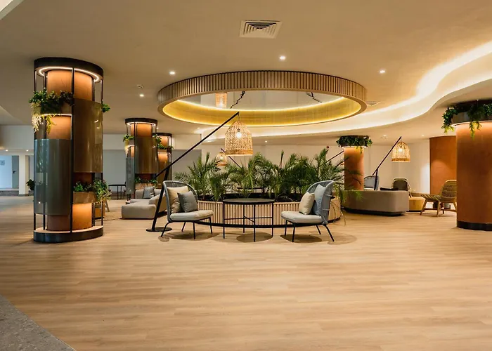 Four Points By Sheraton Sunny 4* 써니비치