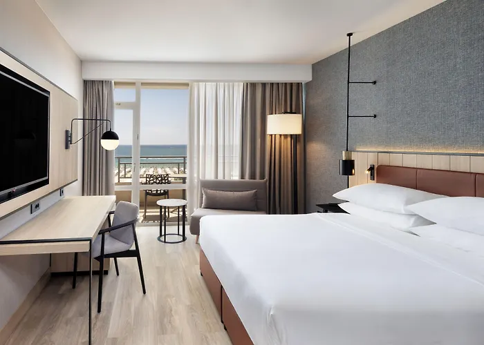 Four Points By Sheraton Sunny 호텔 써니비치