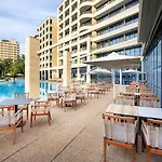 Four Points By Sheraton Sunny Hotell