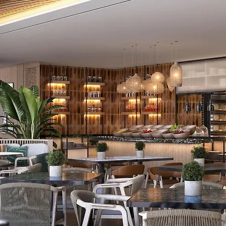 Hotel Four Points By Sheraton Sunny 4*