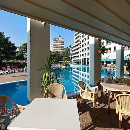 Four Points By Sheraton Sunny Hotel