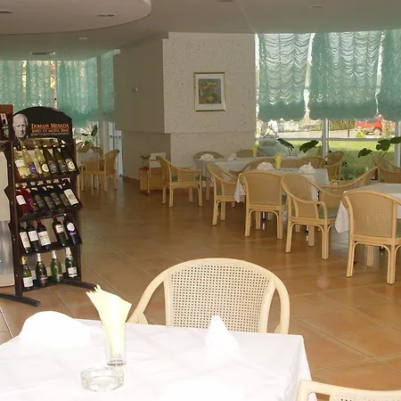 Hotel Four Points By Sheraton Sunny 4*