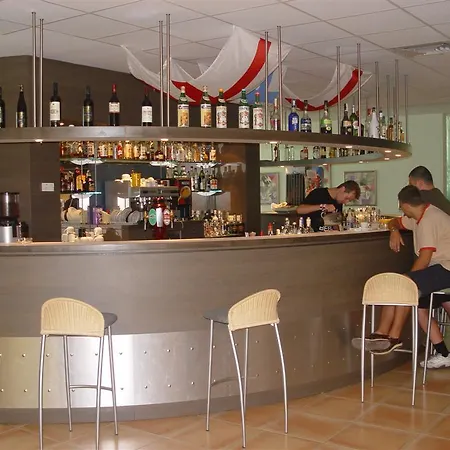 Hotel Four Points By Sheraton Sunny 4*