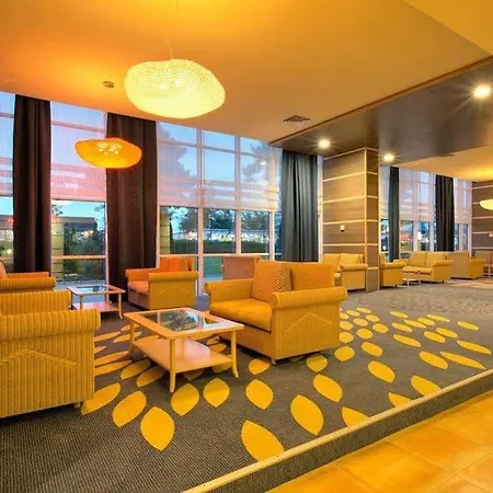 Hotel Four Points By Sheraton Sunny 4*