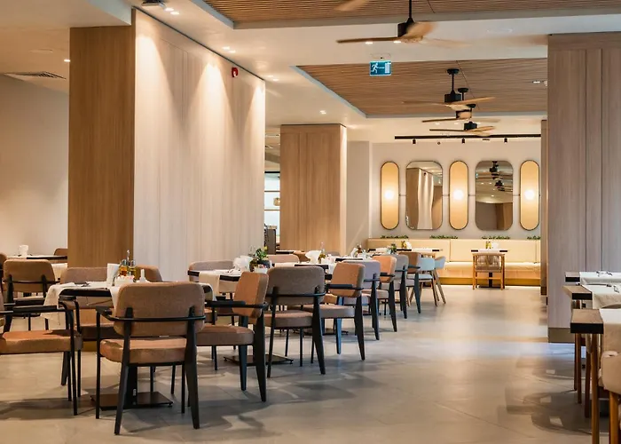 Four Points By Sheraton Sunny Ξενοδοχείο