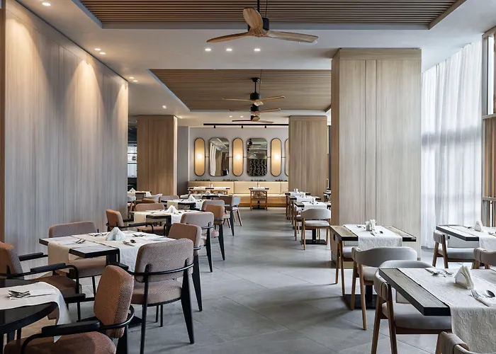 Four Points By Sheraton Sunny 4* Σάνι Μπιτς