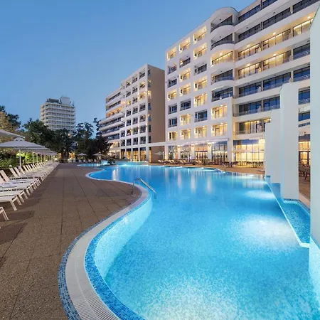 Four Points By Sheraton Sunny 4*
