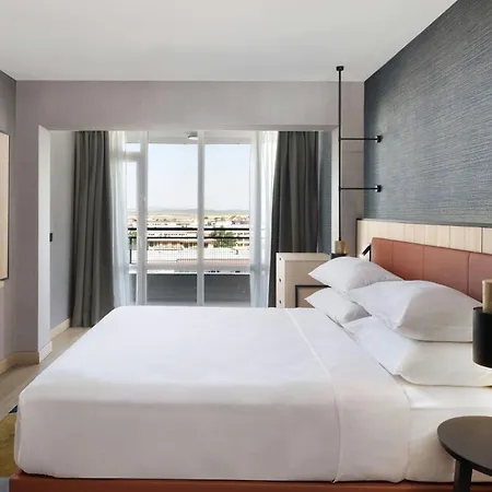 Otel Four Points By Sheraton Sunny