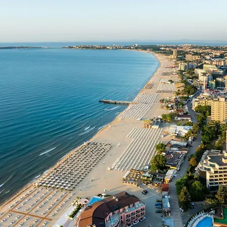 Four Points By Sheraton Sunny Szálloda 4*