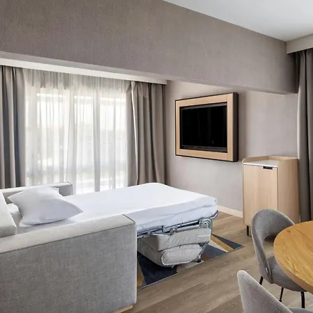 Four Points By Sheraton Sunny 4* Napospart
